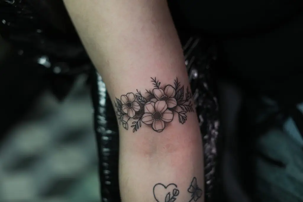 Fine Line Tattoo Artist